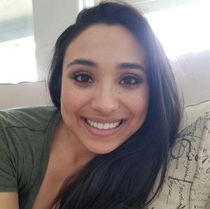 Meet your Posher, Felicia